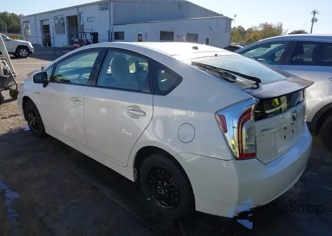 2013 Toyota Prius Two z USA, uszkodzony, nr VIN JTDKN3DU3D5587621